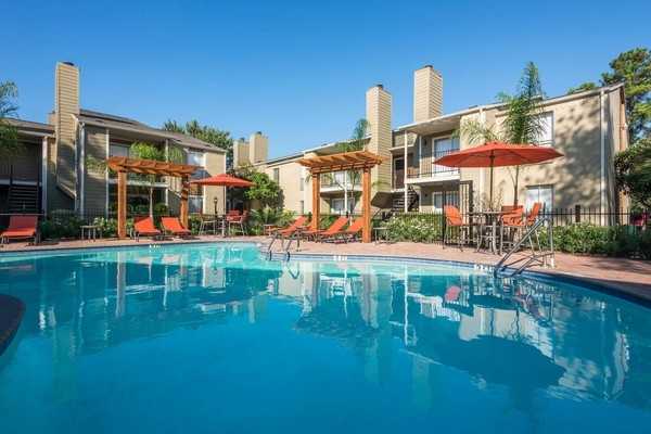 Park at Willowbrook - Photo 4 of 40