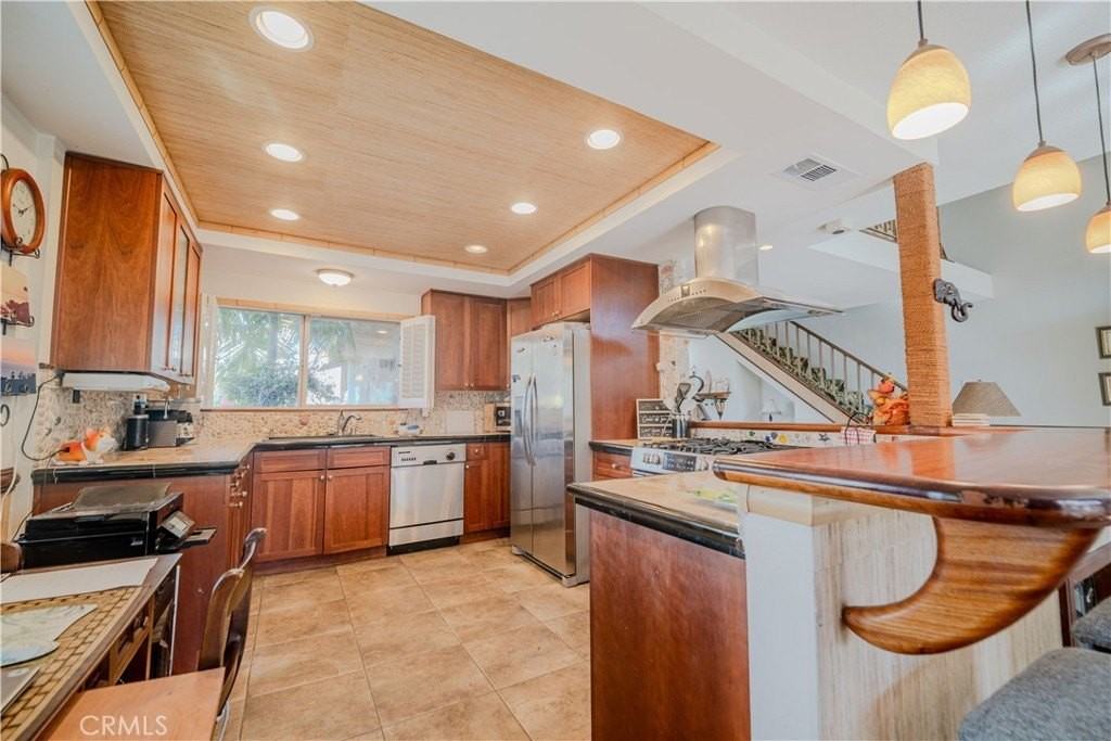 7866 Southwind Cir - Photo 7 of 29