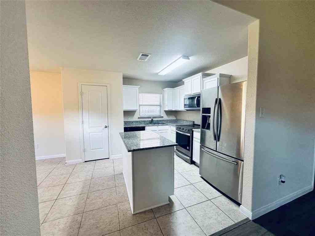 1586 Twin Hills Way - Photo 7 of 22