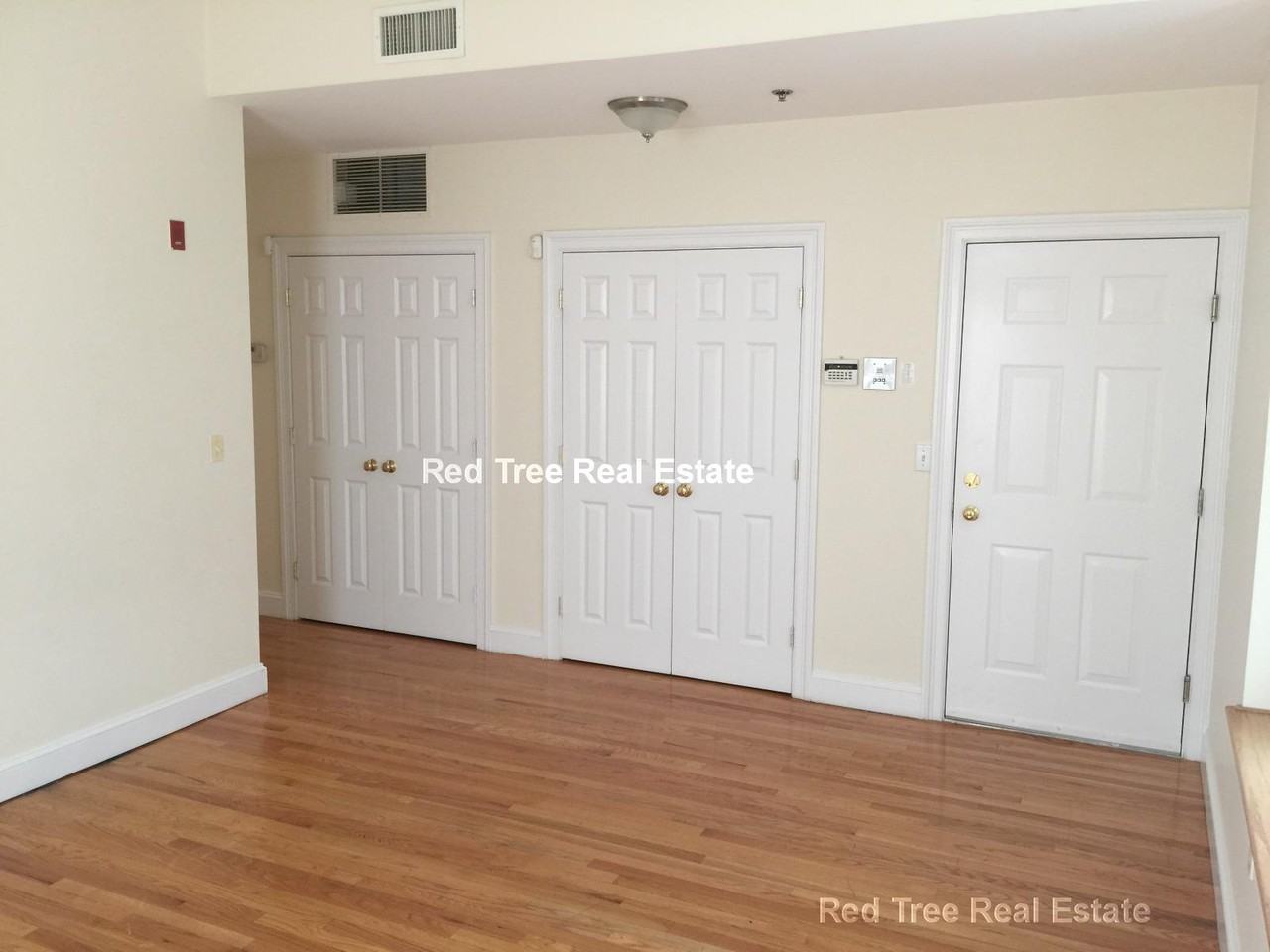 9 Gardner St #3 - Photo 2 of 6