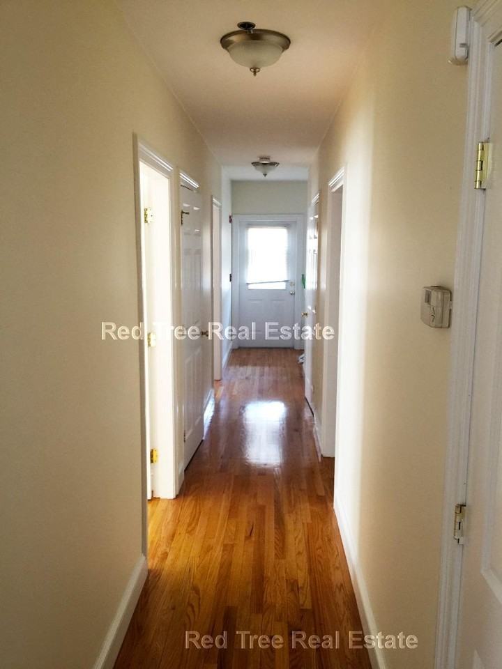 9 Gardner St #3 - Photo 5 of 6