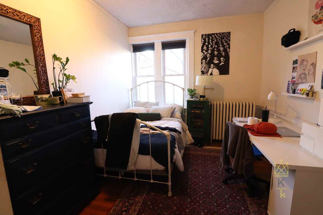 56 Egmont St #3 - Photo 4 of 7