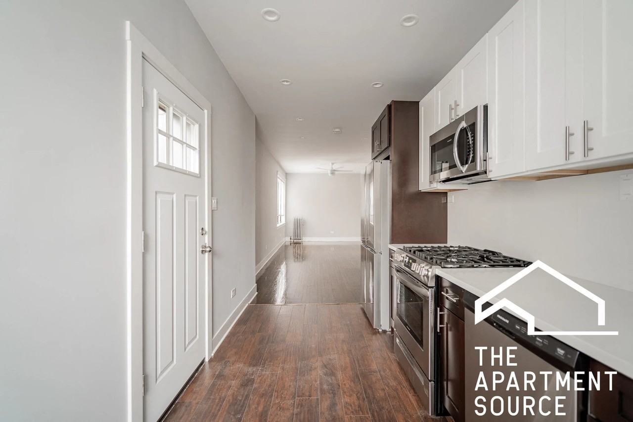 5162 W Montrose Ave #6B - Photo 6 of 24