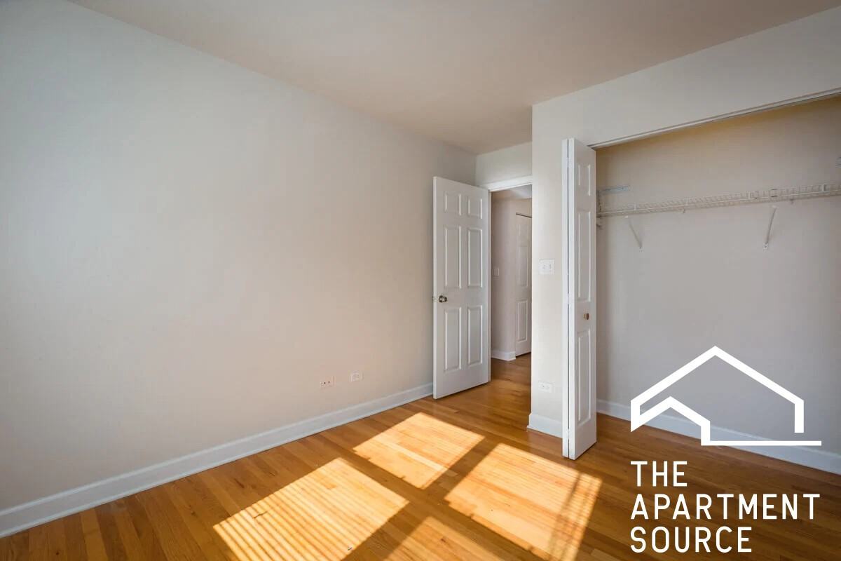 6443 N Damen Ave #3W - Photo 5 of 17