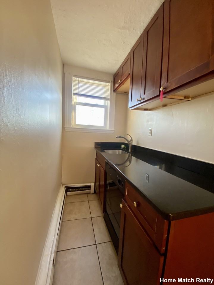 Broadway #9 - Photo 6 of 14