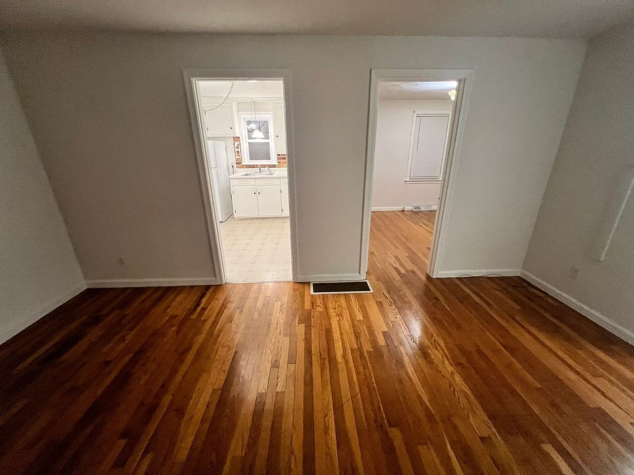 171 Old Lyman Rd - Photo 7 of 14