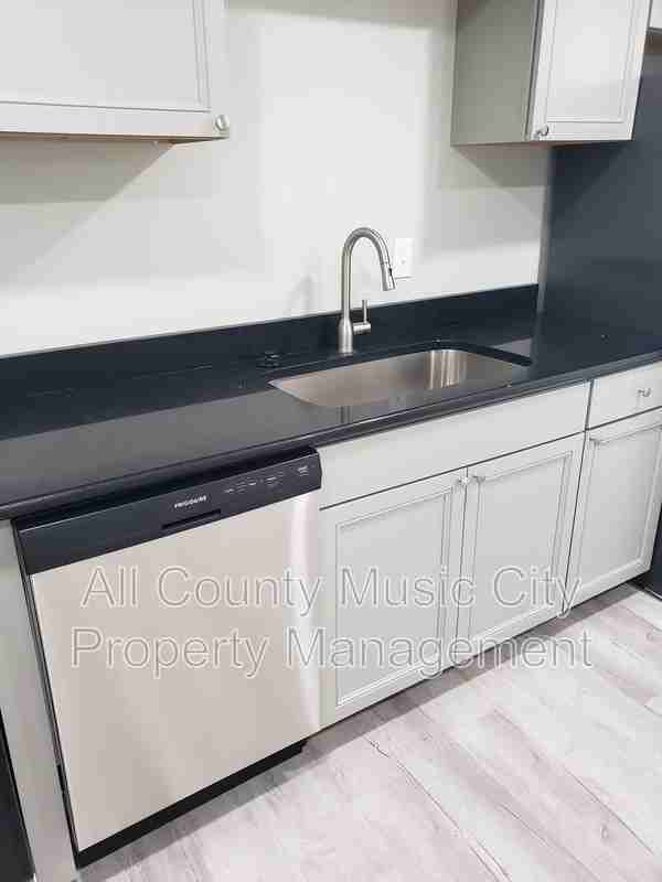 105 Bonnabrook Dr #210 - Photo 3 of 16