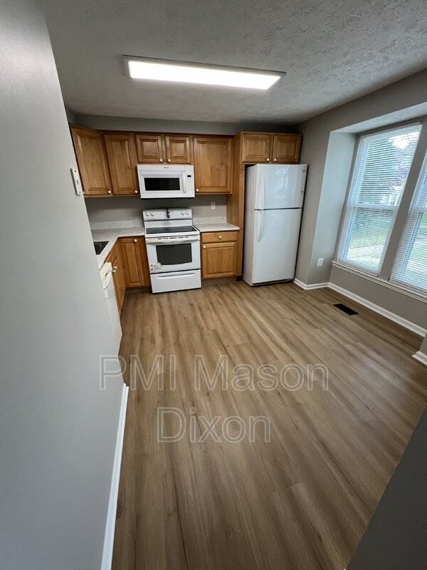 6736 Second Morning Ct - Photo 3 of 15