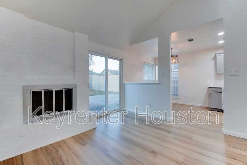 15914 Barbarossa Dr - Photo 7 of 30