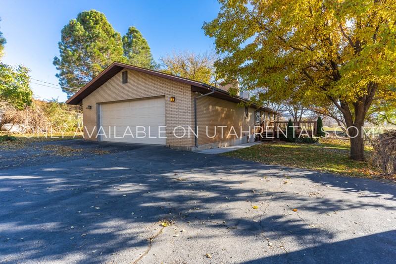 754 En - Photo 3 of 40