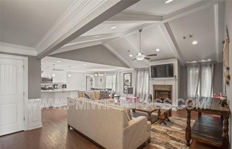 524 Paxton Loop - Photo 2 of 27