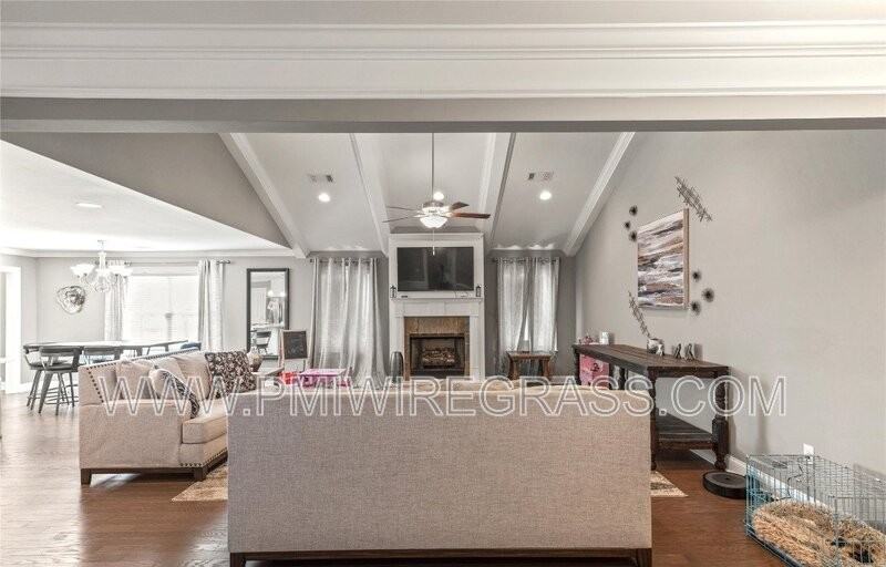 524 Paxton Loop - Photo 3 of 27