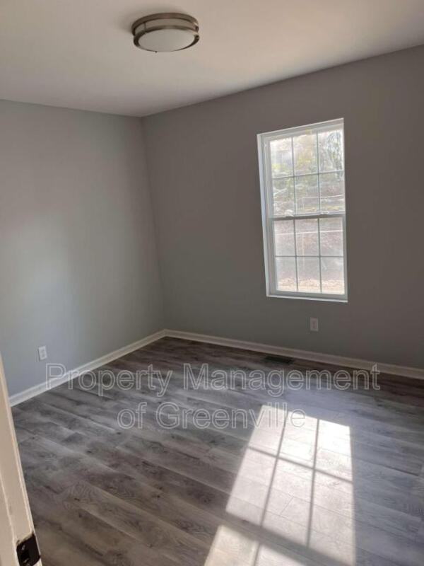 38 4th St - Photo 5 of 17