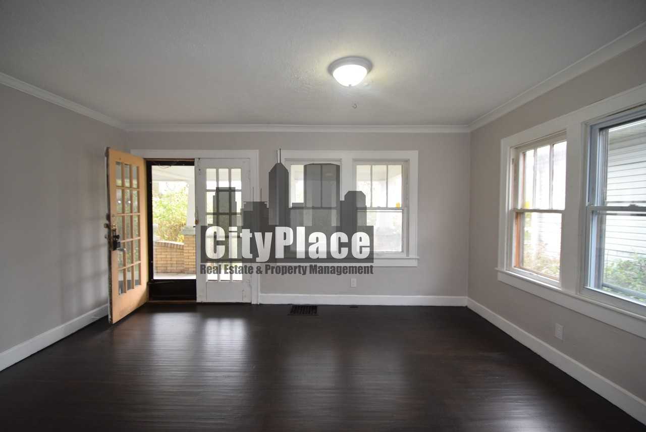 1218 W 34th St - Photo 7 of 21