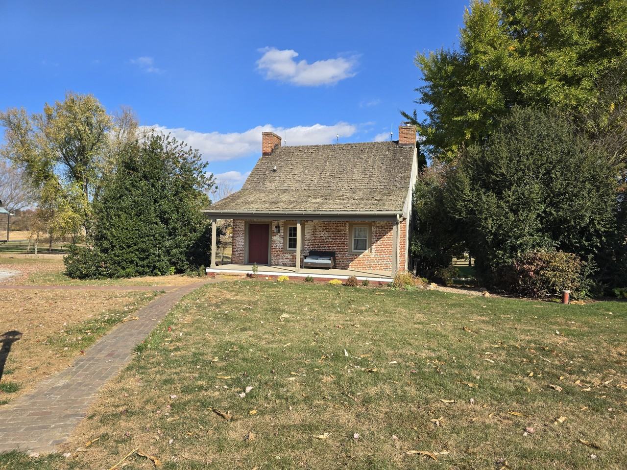 927 New Holland Rd - Photo 2 of 23