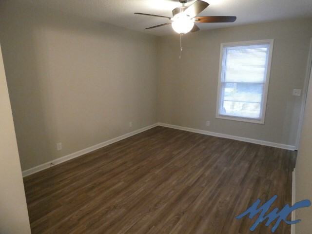 919 E Bell St - Photo 2 of 21