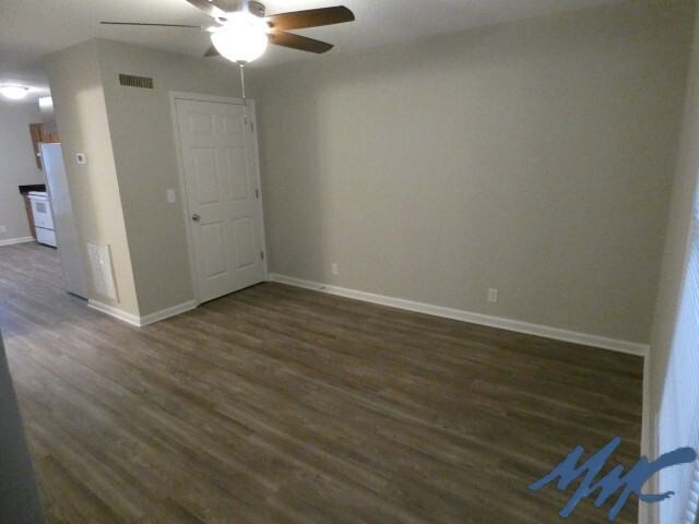 919 E Bell St - Photo 4 of 21