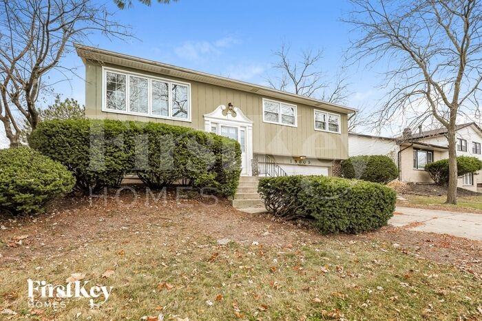 19809 Monterey Ave - Photo 2 of 15