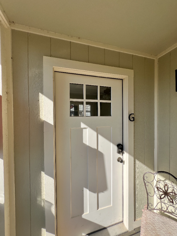 515 E 8th St #G - Photo 2 of 12