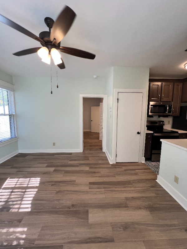 515 E 8th St #G - Photo 4 of 12