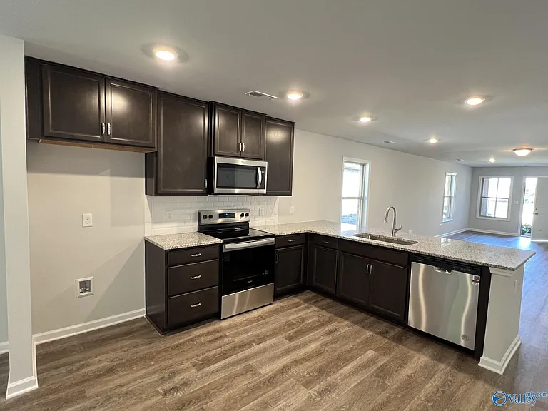 27978 Chalmers Cir - Photo 2 of 8