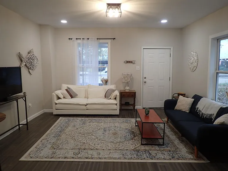 238 E William St - Photo 2 of 20