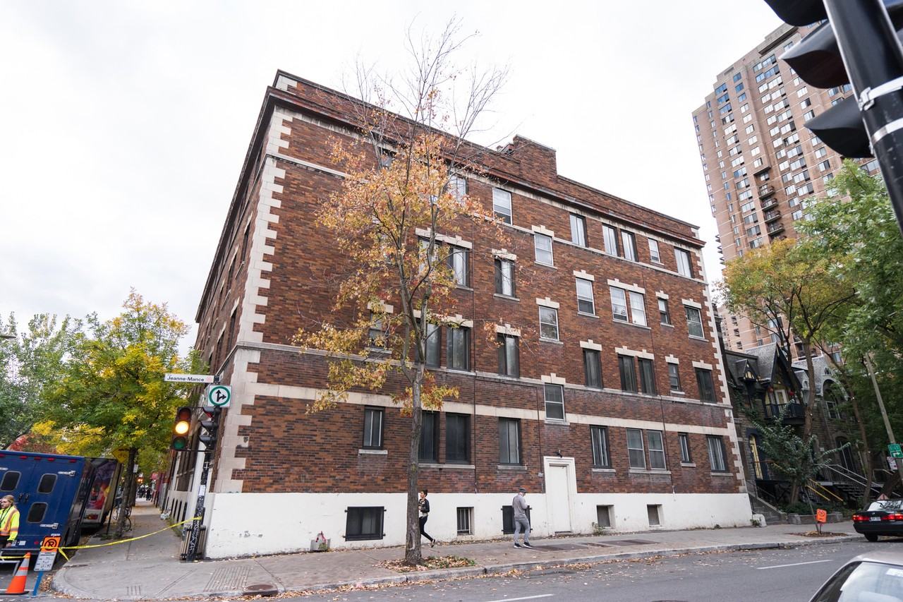 Lancaster building - Photo 2 of 2