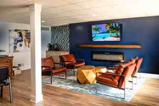 Renovated One Bedroom Apartment. ONE MONTH FREE IF YOU APPLY BEFORE JAN 25! - Photo 1 of 1