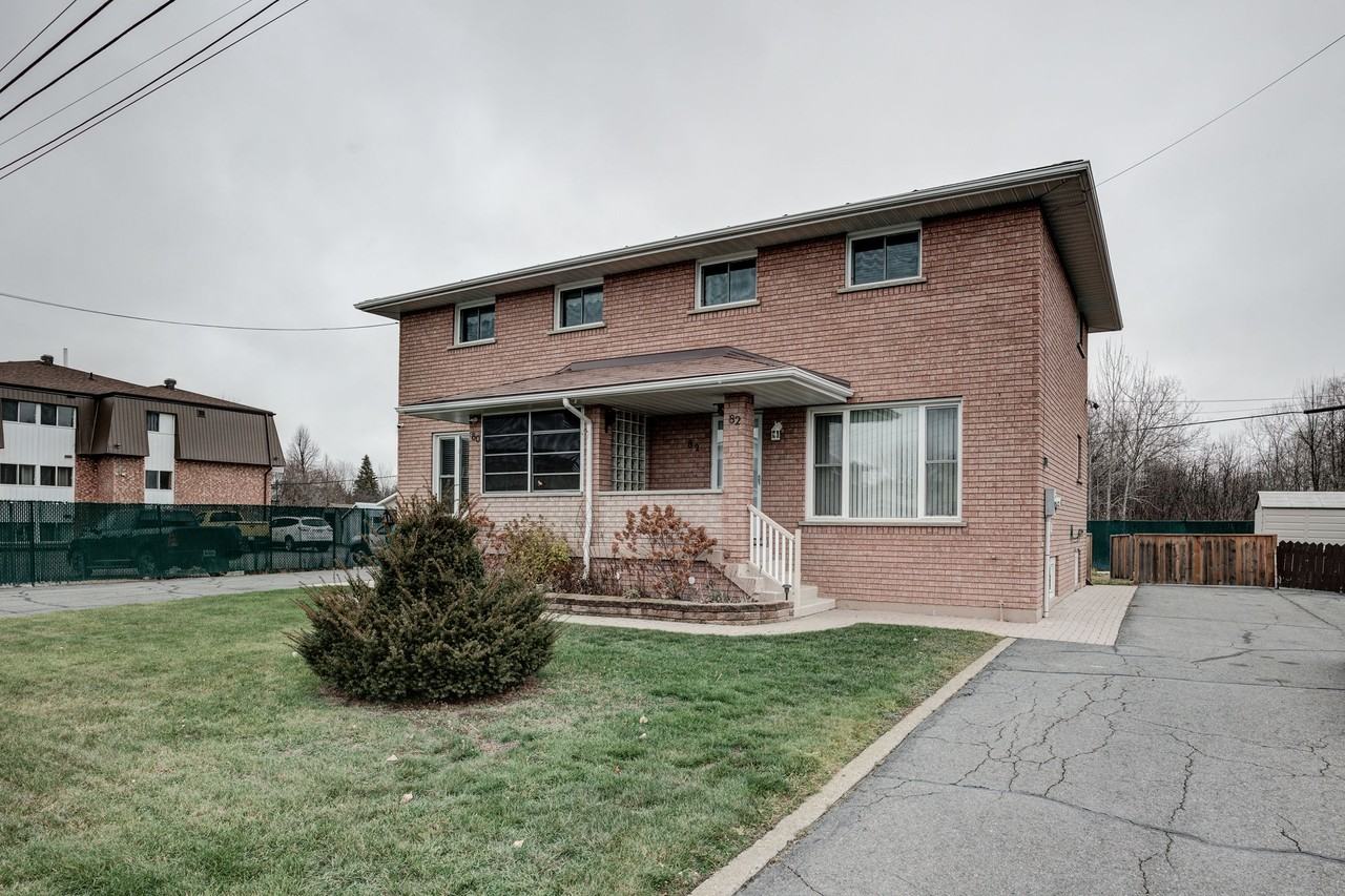 82 Peter Avenue - Photo 2 of 18