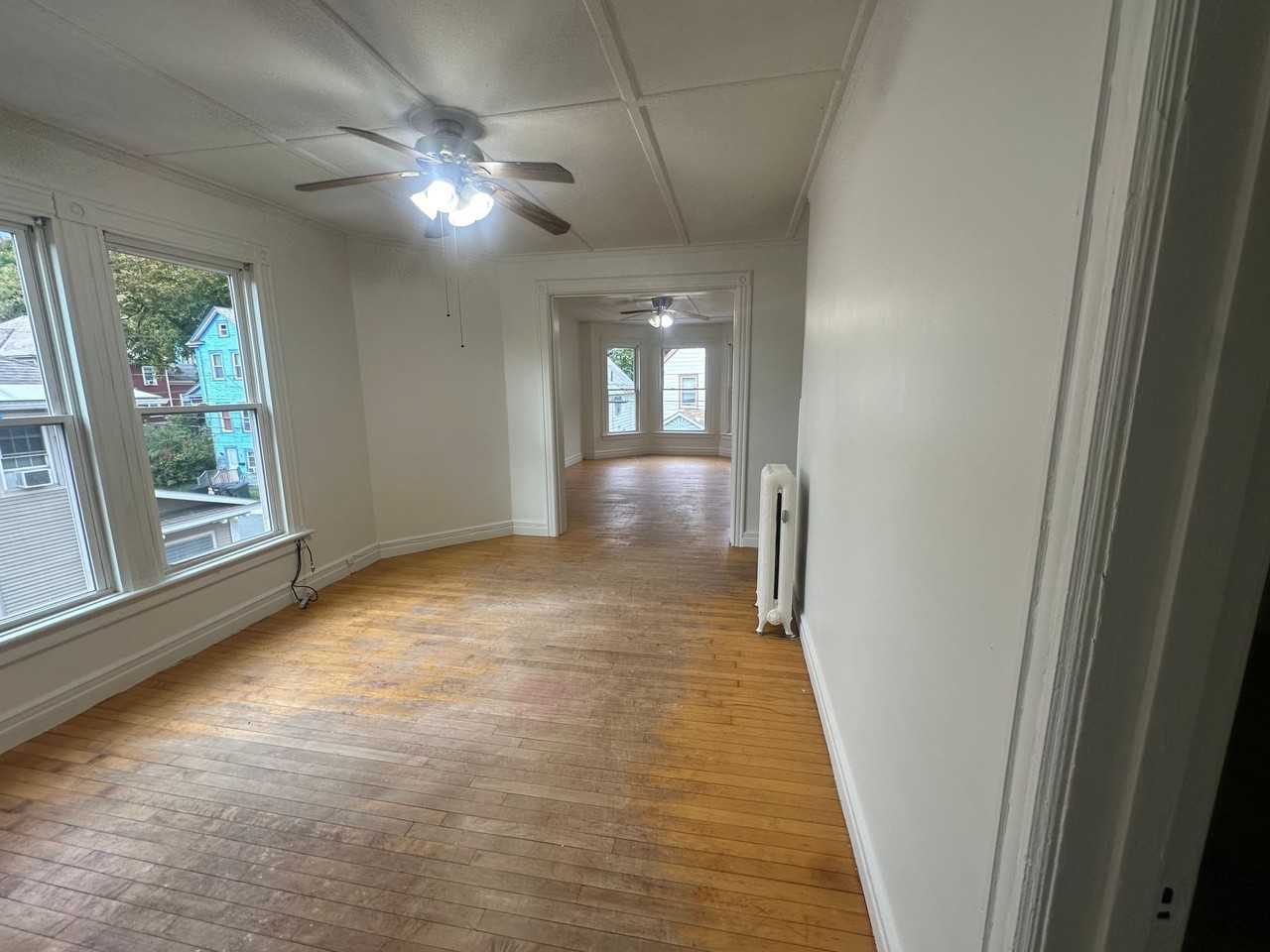 78 -80 Holbrook - Photo 3 of 21