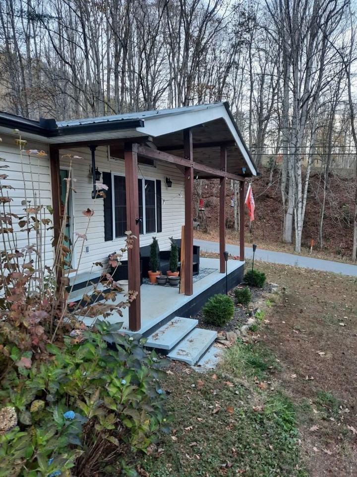 471 Woodfin Rd - Photo 2 of 24