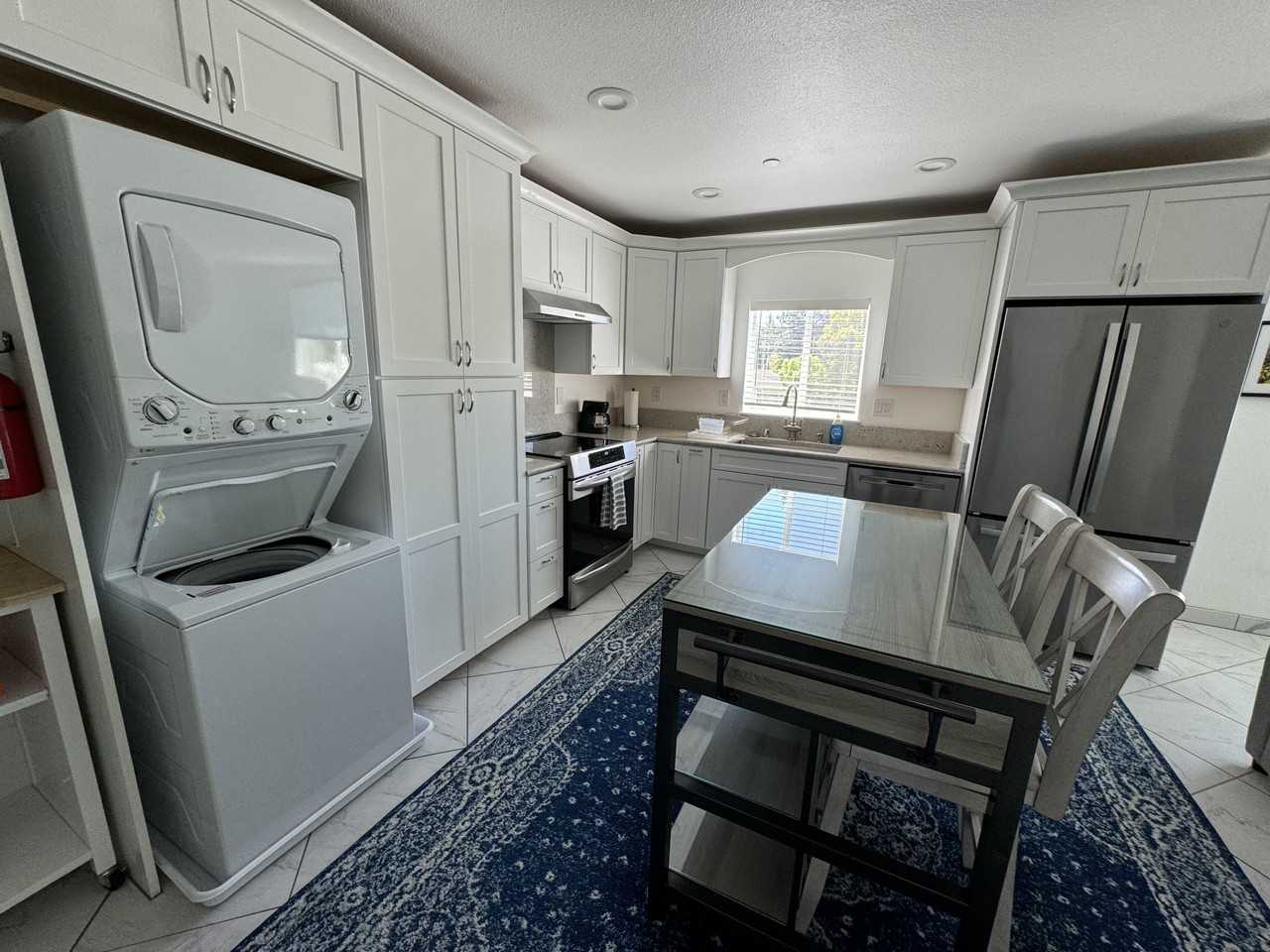 2072 W Park Ave #A - Photo 2 of 11