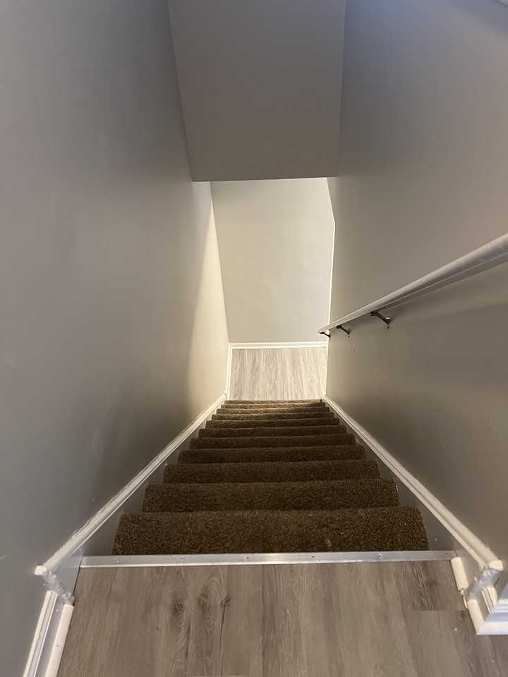 536 W Loch Lomond Dr #1 - Photo 5 of 9
