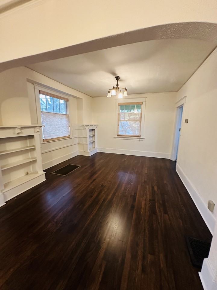 4135 Se 26th Ave #NA - Photo 3 of 17