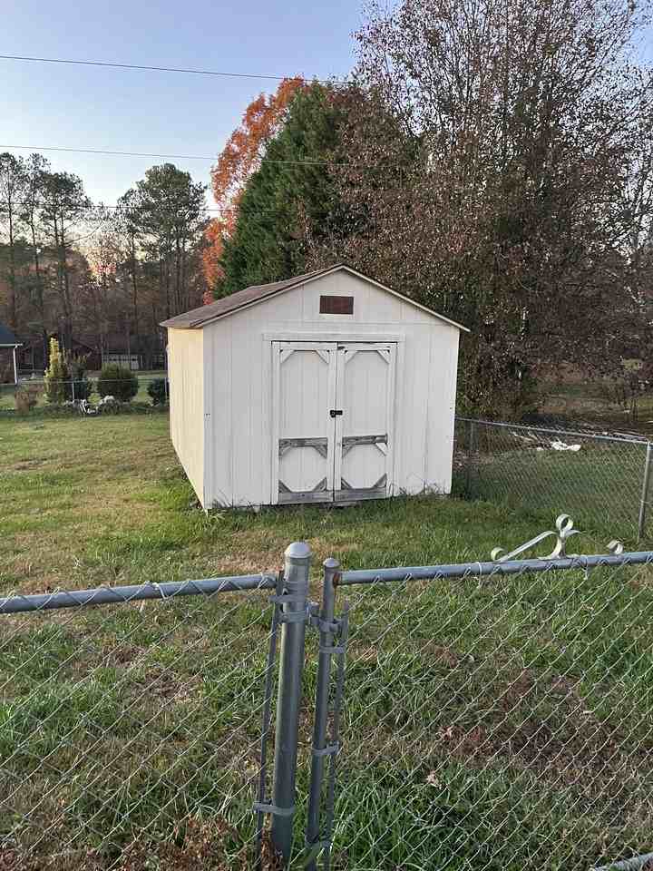 1577 Arden Dr #NA - Photo 3 of 17