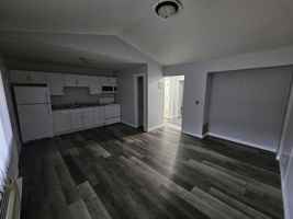 featured image of 909 7th St S #8