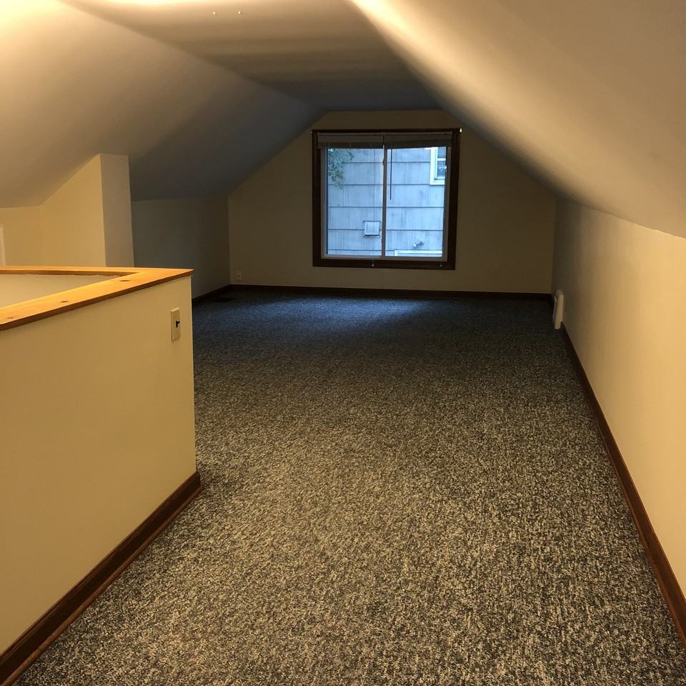 833 25th Ave Se #NA - Photo 6 of 15