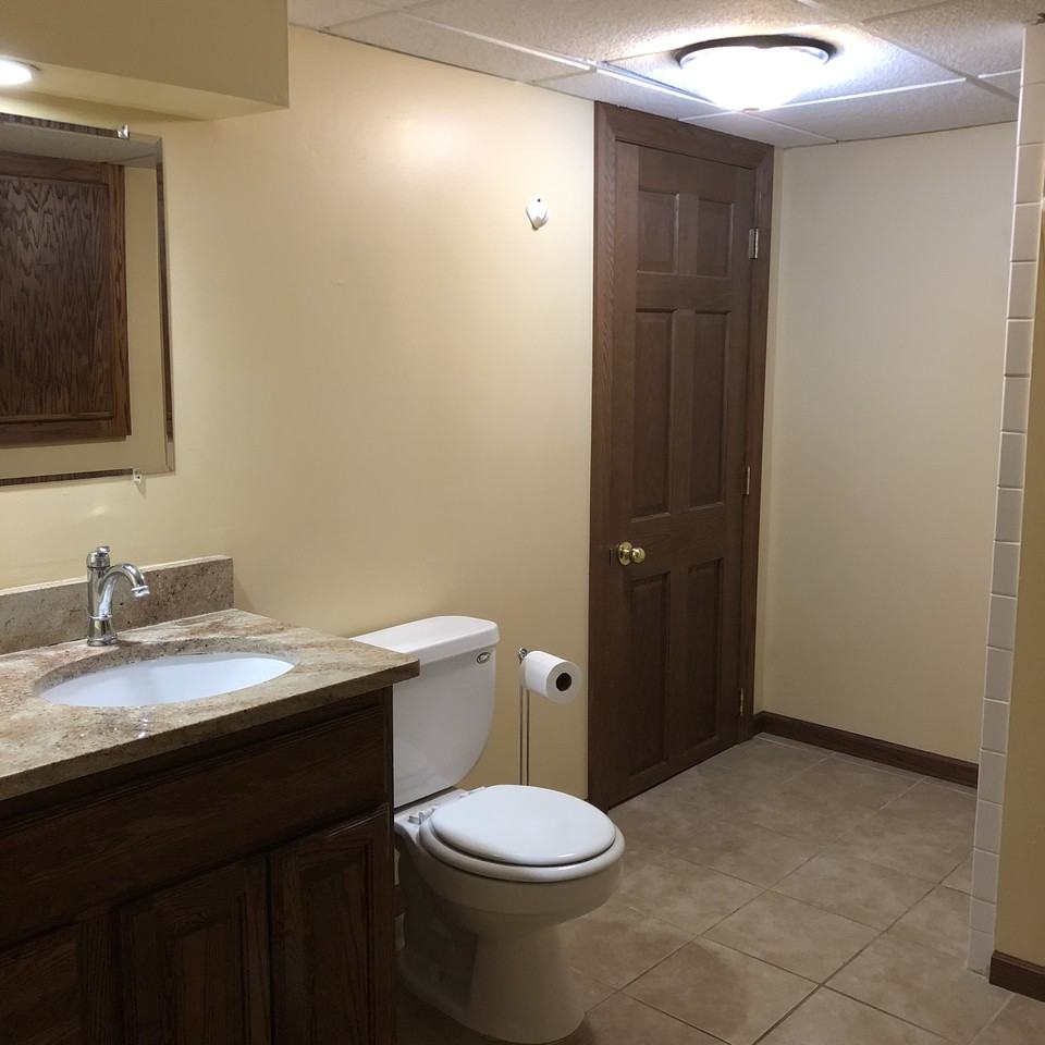 833 25th Ave Se #NA - Photo 7 of 15