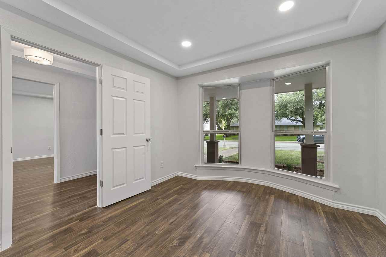 Hanna Cir & Laurie Ave #1C - Photo 7 of 33