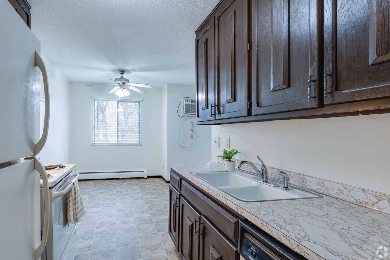 Victoria Flats Roseville - Photo 5 of 50