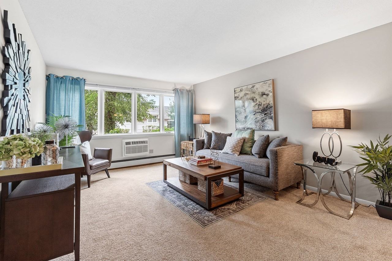 International Village Apartments - Photo 5 of 25