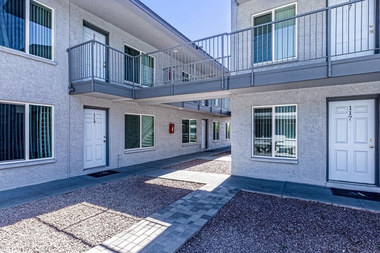 Park Mesa Apartments - Photo 3 of 22