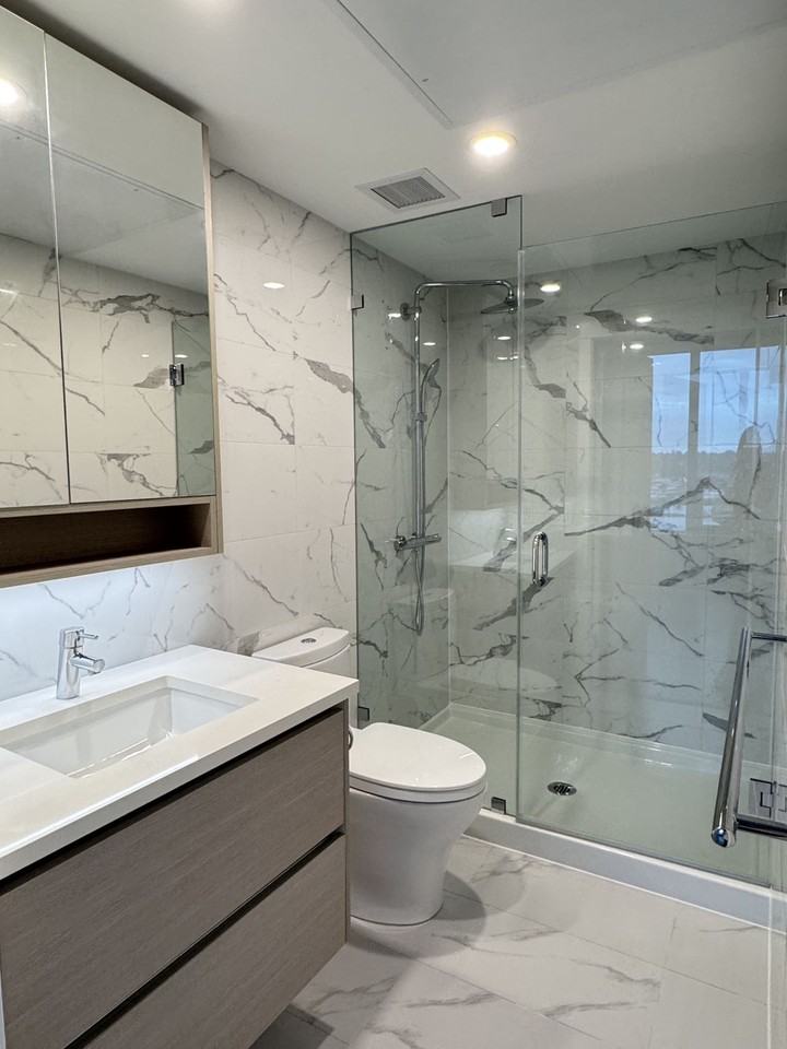 823 Carnarvon Street #2002 - Photo 7 of 11