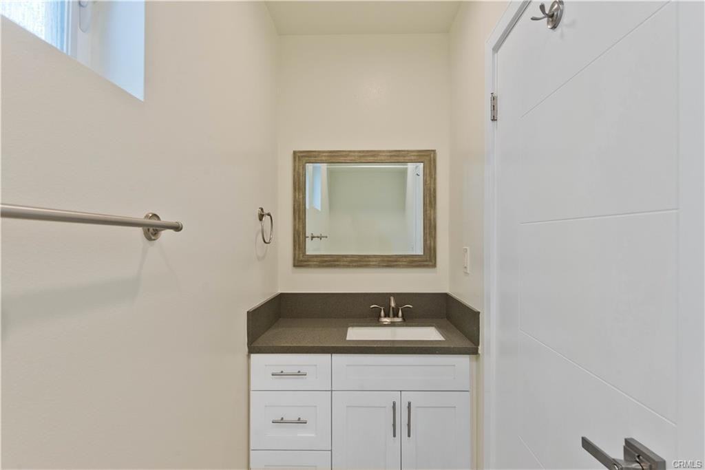 635 N Harvard Blvd #635-25 - Photo 2 of 8