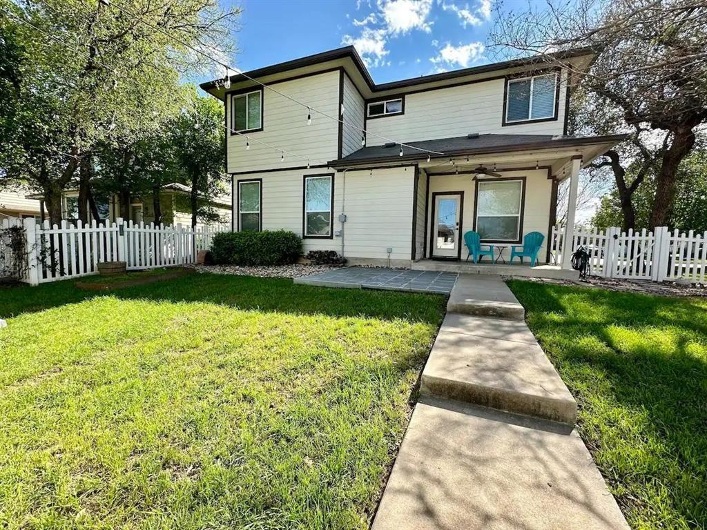 1600 Willow Vis - Photo 2 of 8