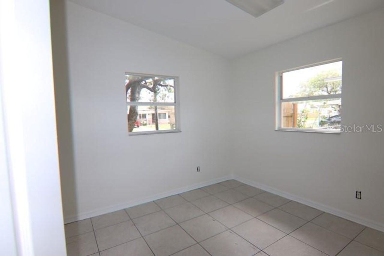 3411 W Grace St - Photo 6 of 8
