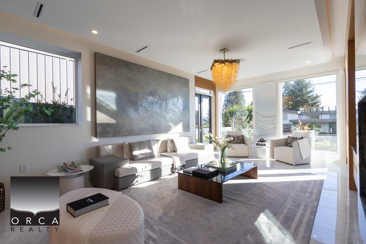 2495 Mathers Ave - Photo 2 of 50