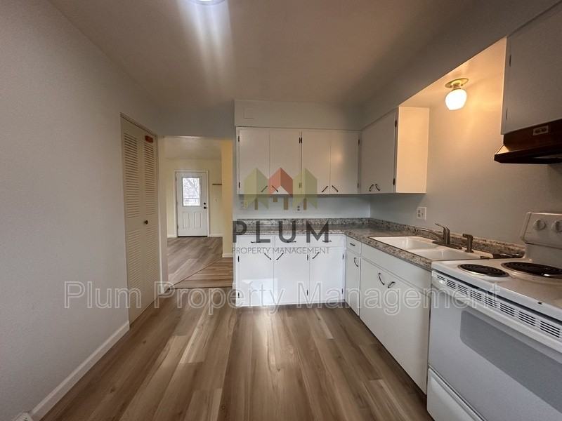 1755 S 8th St W #1 - Photo 2 of 2