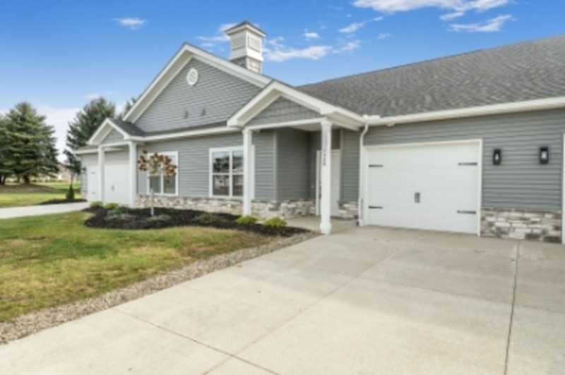 146 Crandall Dr - Photo 3 of 31