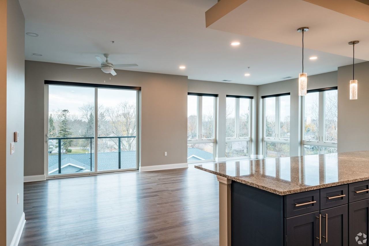 The Pointe - Photo 2 of 27